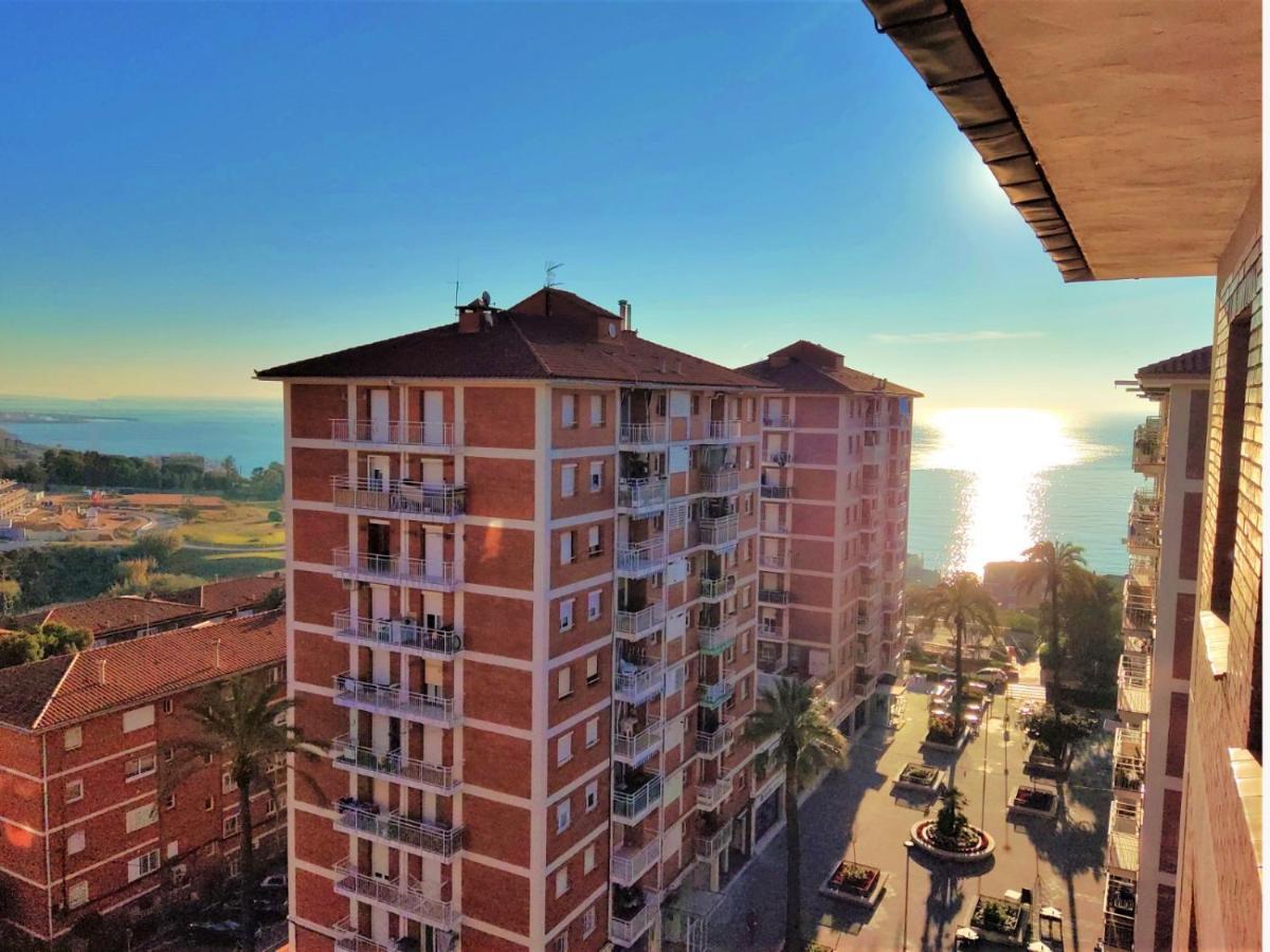 Helena Seaview & Beach-Apartment Montgat Dış mekan fotoğraf