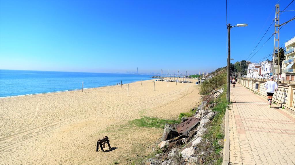 Helena Seaview & Beach-Apartment Montgat Dış mekan fotoğraf